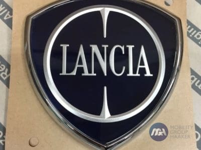 Lancia Delta Embleem Lancia op de Grille