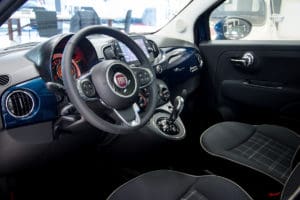 Het interieur van de Fiat 500.