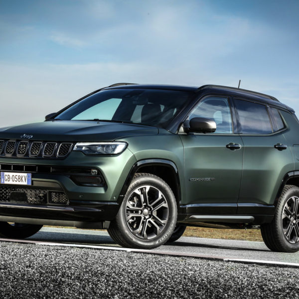 Feest: Jeep Compass 80th Anniversary