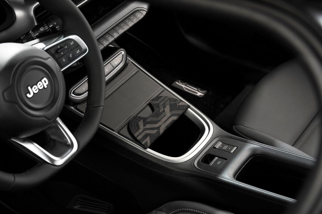 Jeep Avenger Center Console Cover