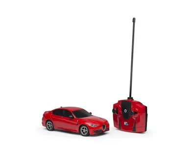 Alfa Giulia QV Afstand bestuurbare 1:24