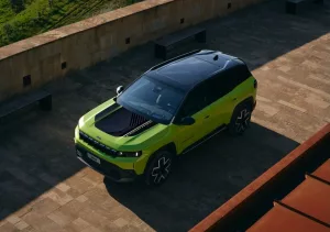 Jeep Compass Motorkapsticker